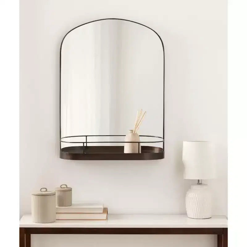 Miroir arqué encadré Kate and Laurel Peyson avec étagère, 18x24, bronze