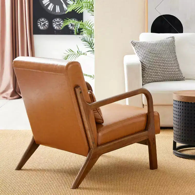 Fauteuil d'appoint Mid-Century Modern en similicuir avec cadre en bois d'hévéa couleur noyer - Glitzhome