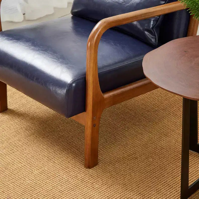 Fauteuil d'appoint Mid-Century Modern en similicuir avec cadre en bois d'hévéa couleur noyer - Glitzhome