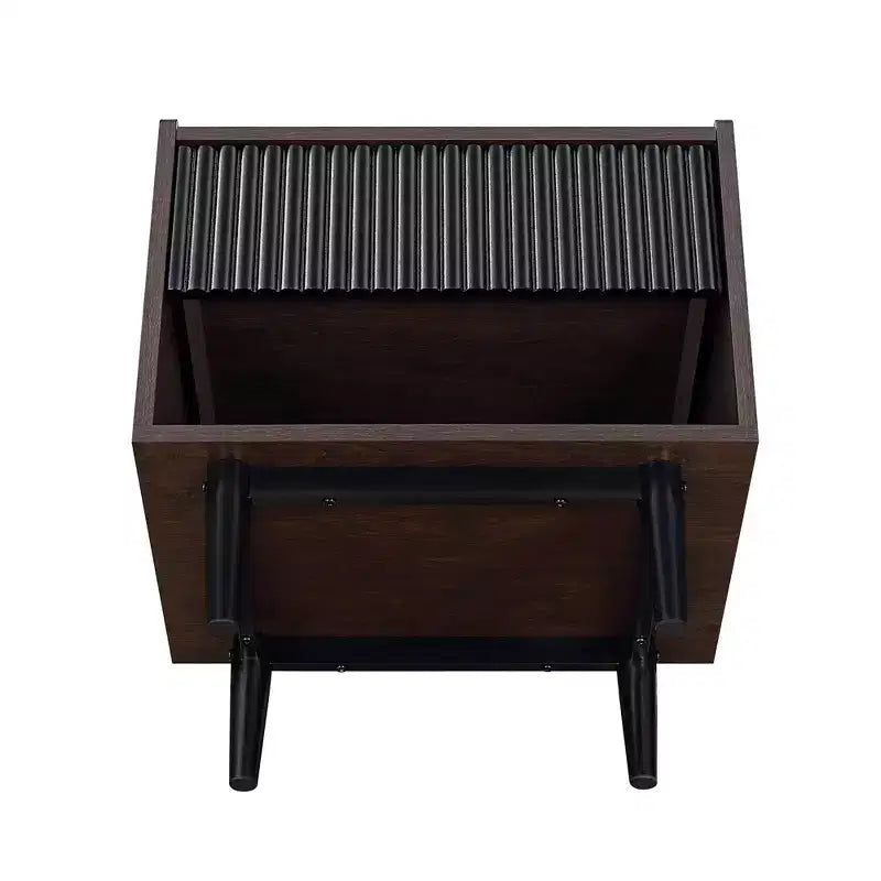 Table de chevet Duane moderne côtelée avec tiroir - Manhattan Comfort