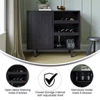 Meuble bar et bahut classique Emma et Oliver avec armoire à porte simple de style Shaker avec rangement pour verres suspendu et étagères ouvertes pour bouteilles