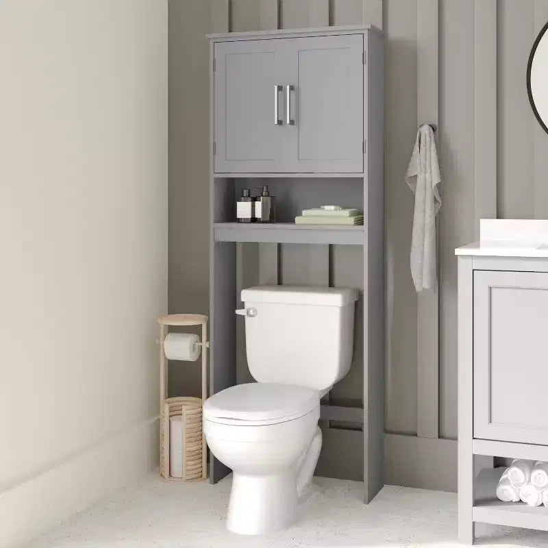 Meuble de rangement de salle de bain Emma and Oliver à placer au-dessus des toilettes, avec étagère réglable à l'intérieur, étagère inférieure ouverte et portes à fermeture magnétique double
