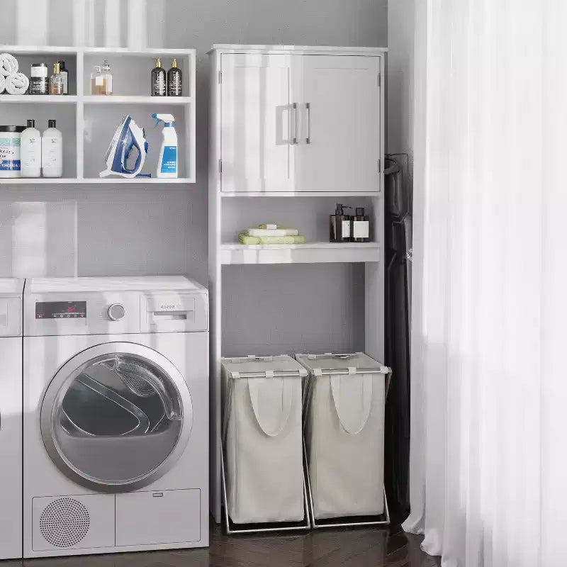 Meuble de rangement de salle de bain Emma and Oliver à placer au-dessus des toilettes, avec étagère réglable à l'intérieur, étagère inférieure ouverte et portes à fermeture magnétique double
