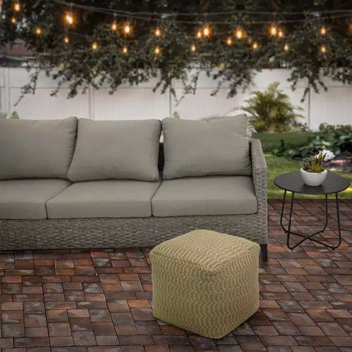 Pouf Ottomane tressé à la main, 16 po, Sable – National Tree Company