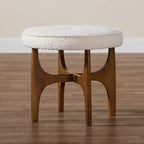 Baxton Studio Theo Pouf Repose-pieds Japandi en Tissu Bouclé Crème et Bois d'Hévéa Finition Noyer