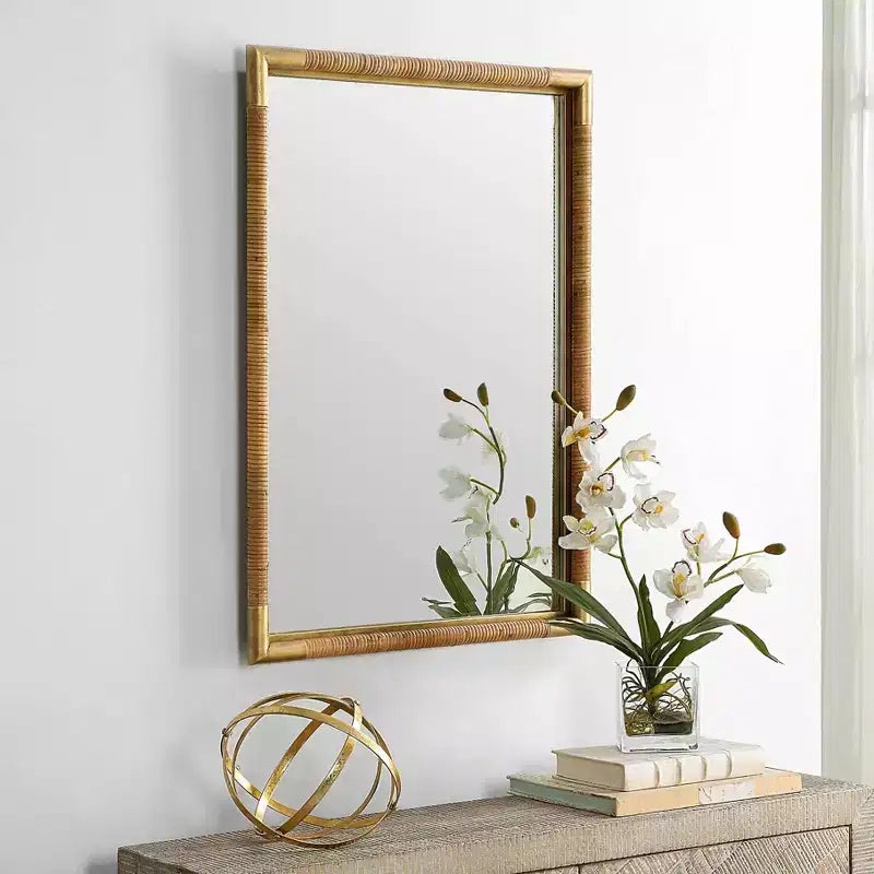 Miroir mural de courtoisie Uttermost Kampar vieilli doré et rotin 22 x 32