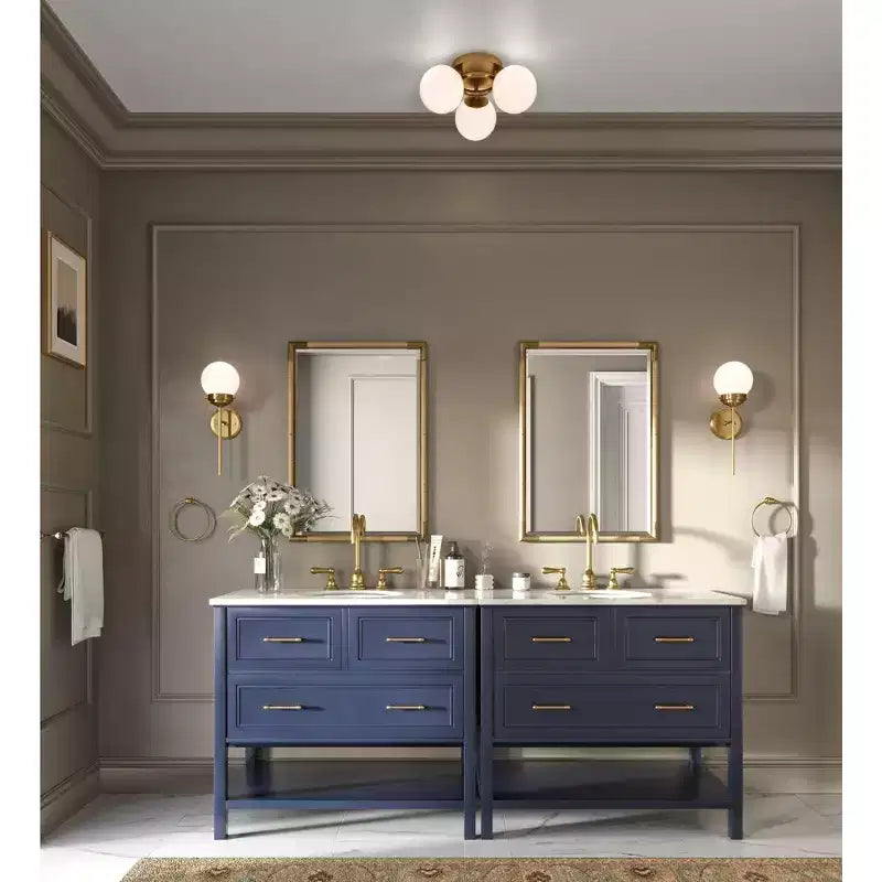 Miroir mural de courtoisie Uttermost Kampar vieilli doré et rotin 22 x 32