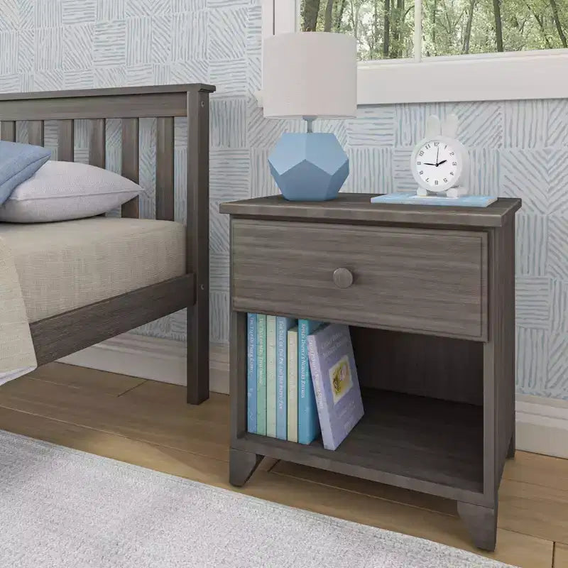 Table de chevet classique en bois Max & Lily avec 1 tiroir, table de chevet/table d'appoint pour enfants, petite table de chevet pour chambre à coucher