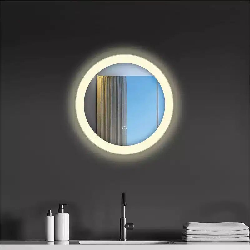 Miroir de salle de bain en aluminium Fine Fixtures avec éclairage LED