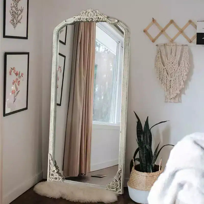 Dovelina Miroir sur pied en bois et métal, grand miroir mural 65x22 - Blanc vieilli