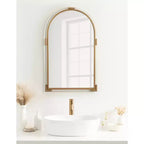 Miroir mural moderne en acrylique Arceo 22x34 Kate & Laurel All Things Decor