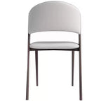Chaise de salle à manger moderne LeisureMod Aspen en cuir PU - Chaise d'appoint ergonomique à dossier incurvé avec pieds en métal noir mat ultra résistants
