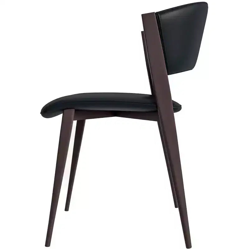 Chaise de salle à manger moderne LeisureMod Aspen en cuir PU - Chaise d'appoint ergonomique à dossier incurvé avec pieds en métal noir mat ultra résistants