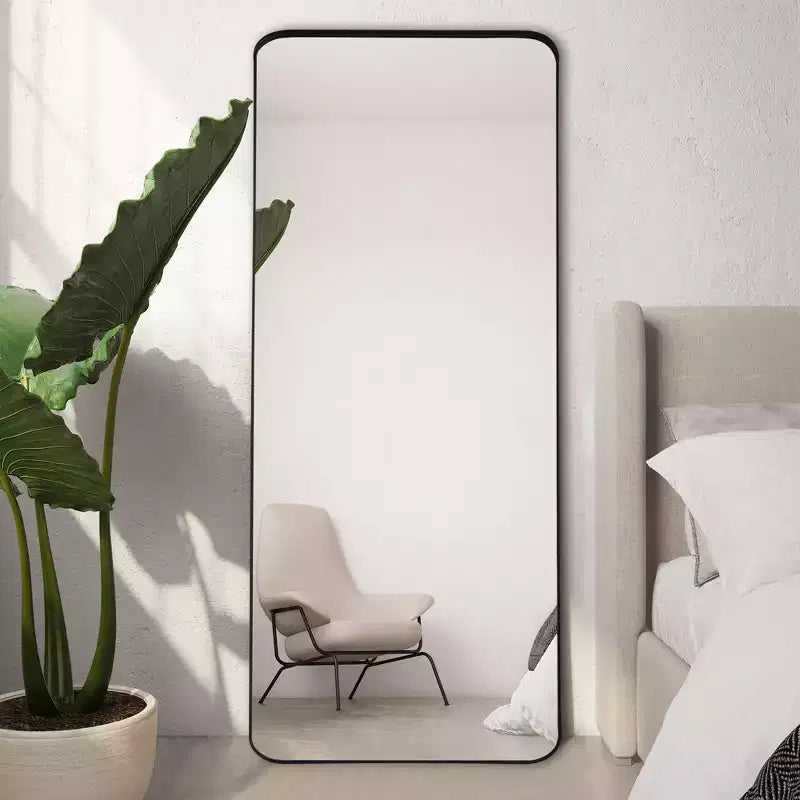 Miroir rectangulaire pleine longueur Dovelina à cadre métallique, miroir à poser, grand miroir