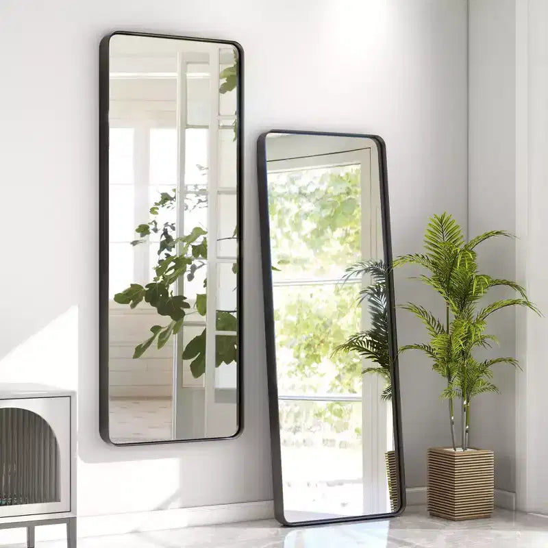 Miroir rectangulaire pleine longueur Dovelina à cadre métallique, miroir à poser, grand miroir