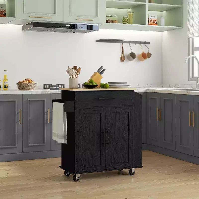 HOMCOM Îlot de cuisine avec prise de courant, Chariot de cuisine roulant avec tiroir de rangement, Support de micro-ondes portable avec portes, Porte-serviettes, Étagère à épices