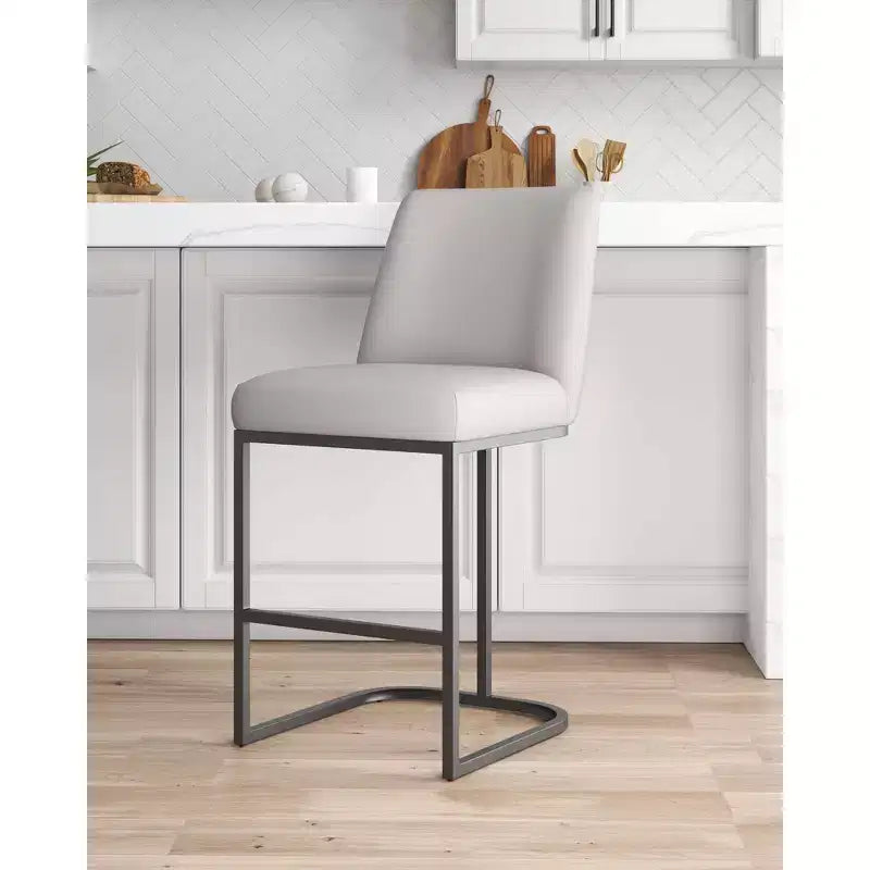 Tabouret de bar Serena en similicuir et métal, hauteur comptoir, par Manhattan Comfort