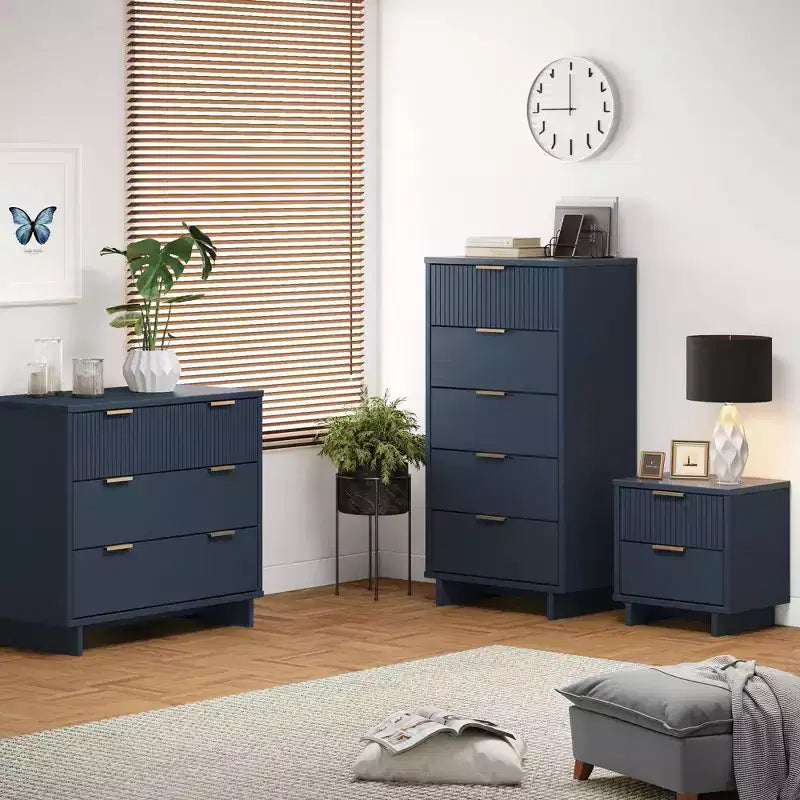 Ensemble de chambre à coucher 3 pièces Manhattan Comfort Granville : commode étroite, commode et table de chevet