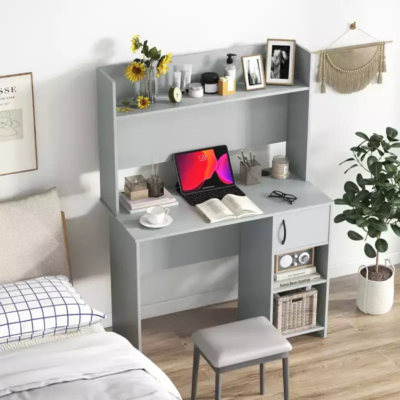 Bureau d'ordinateur Costway avec étagère, étagère réglable, bureau moderne avec support pour unité centrale et armoire à porte, 2 trous de gestion des câbles