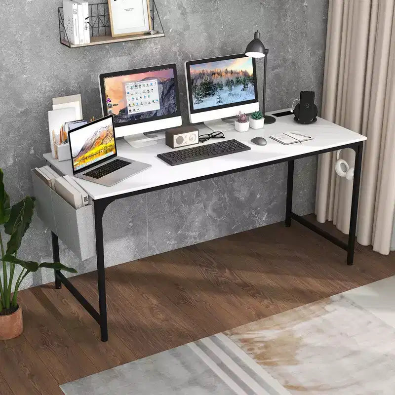 Costway Bureau d'ordinateur moderne 60 pouces avec station de charge, sac de rangement et crochet pour casque, blanc