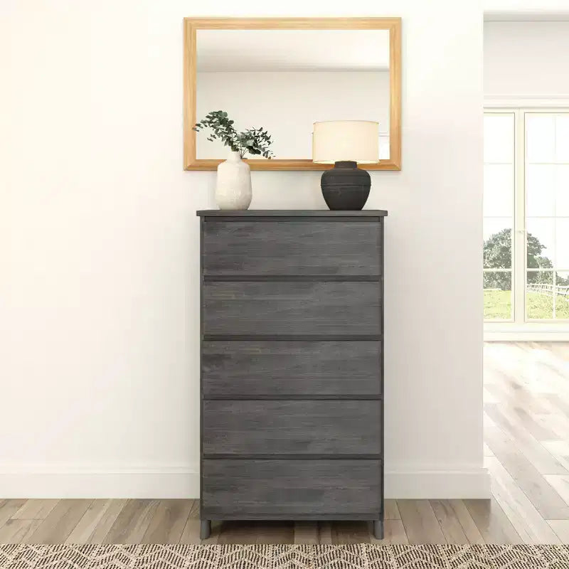 Commode en bois massif à 5 tiroirs Plank+Beam