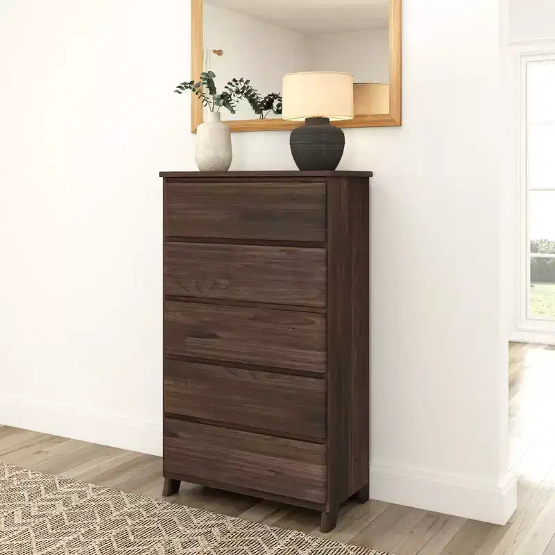 Commode en bois massif à 5 tiroirs Plank+Beam