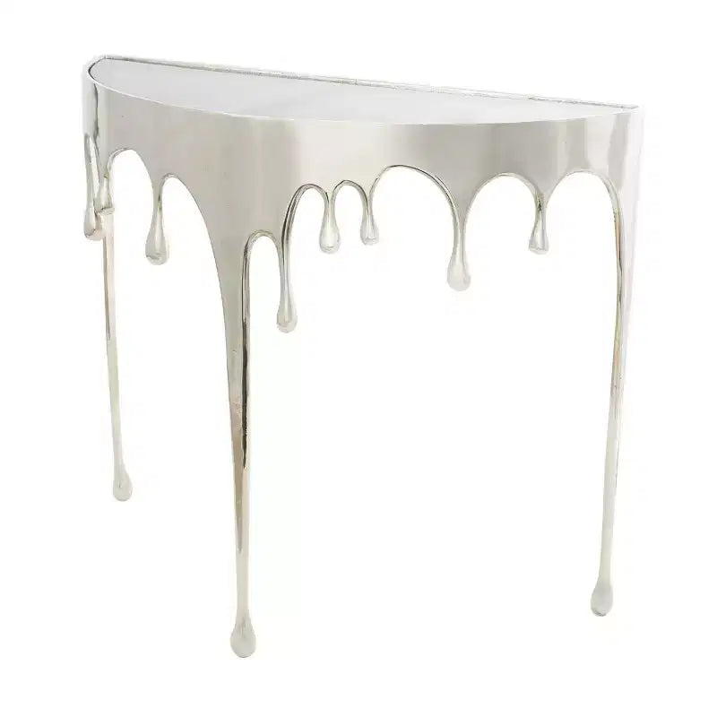 Console en aluminium Olivia & May avec pieds aux motifs fondus et plateau en verre fumé