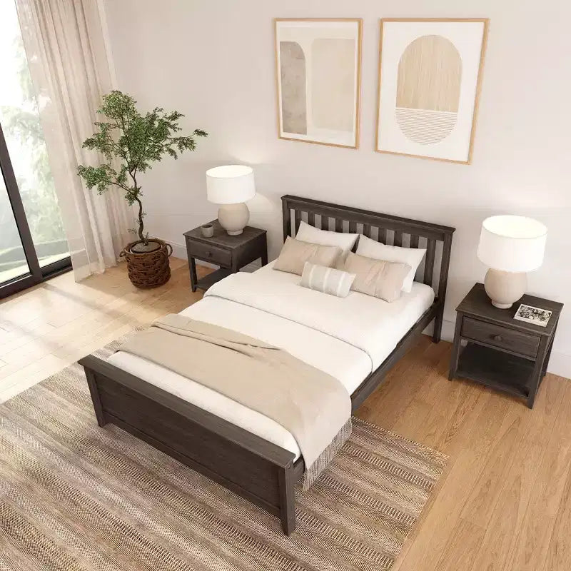 Cadre de lit double classique en bois massif Plank+Beam avec tête de lit pour adultes