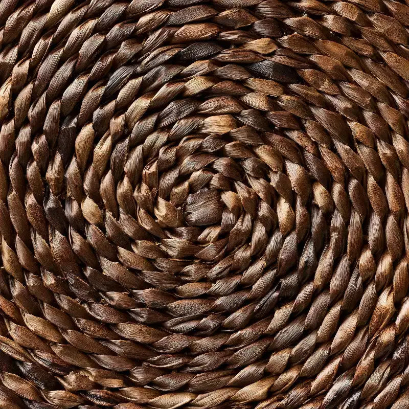 Pouf de rangement tissé expresso – Threshold conçu avec McGee
