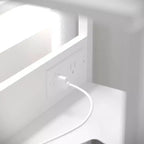 Flash Furniture Sodano, Table de chevet à 3 tiroirs avec station de charge, 2 ports USB et 1 prise, cadre en métal, plateau, tiroirs et poignées en bois composite