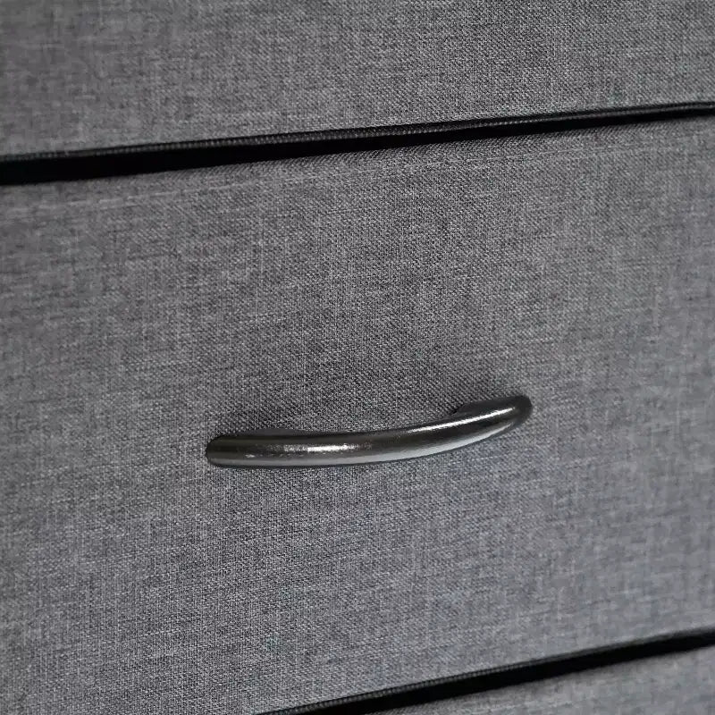 Flash Furniture Sodano, Table de chevet à 3 tiroirs avec station de charge, 2 ports USB et 1 prise, cadre en métal, plateau, tiroirs et poignées en bois composite