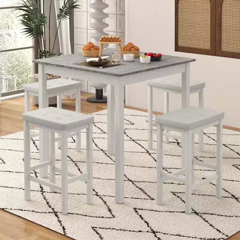 Costway Ensemble de Table de Bar 5 Pièces, Table à Manger Carrée et 4 Tabourets de Bar Rembourrés en Cuir PVC Marron/Blanc