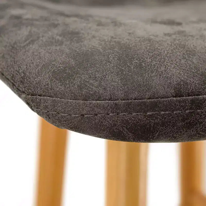 LeisureMod Markley - Lot de 4 chaises de salle à manger modernes en similicuir avec pieds dorés, assise rembourrée, design élégant pour cuisine, salle à manger, bureau ou café.