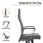 Chaise de bureau LeisureMod Hilton dossier haut en cuir nervuré - Cadre en acier robuste pivotant et inclinable - Chaise de bureau de direction moderne