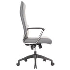 Chaise de bureau LeisureMod Hilton dossier haut en cuir nervuré - Cadre en acier robuste pivotant et inclinable - Chaise de bureau de direction moderne