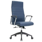 Chaise de bureau LeisureMod Hilton dossier haut en cuir nervuré - Cadre en acier robuste pivotant et inclinable - Chaise de bureau de direction moderne