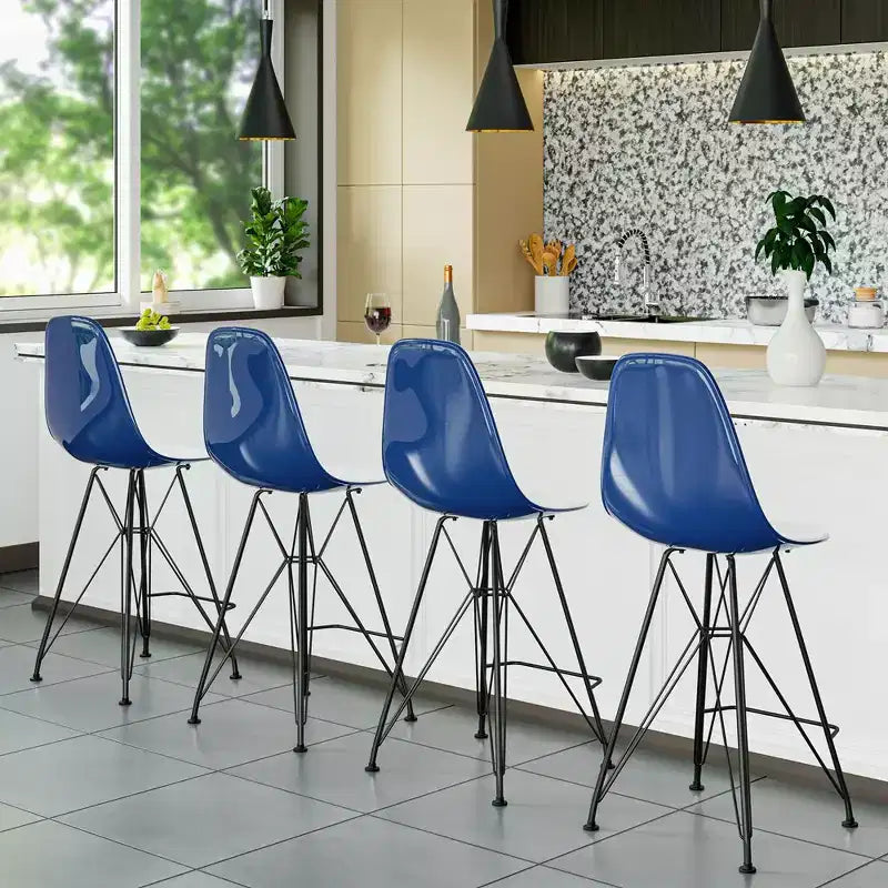 Tabouret de bar mi-hauteur LeisureMod Cresco en acrylique avec base en acier noir, parfait pour la cuisine, la salle à manger, le bar ou le salon