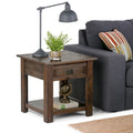 Table d'appoint/Table basse carrée de style rustique en bois d'acacia massif de 55 cm — 55 cm (L) x 55 cm (P) x 55 cm (H)