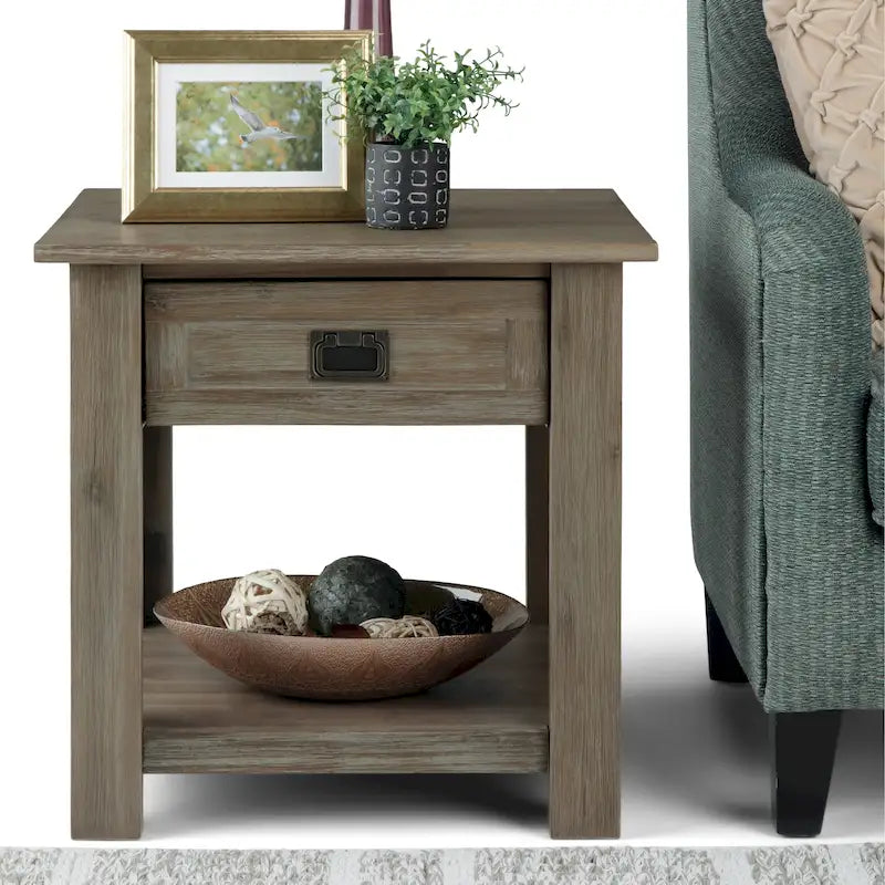 Table d'appoint/Table basse carrée de style rustique en bois d'acacia massif de 55 cm — 55 cm (L) x 55 cm (P) x 55 cm (H)