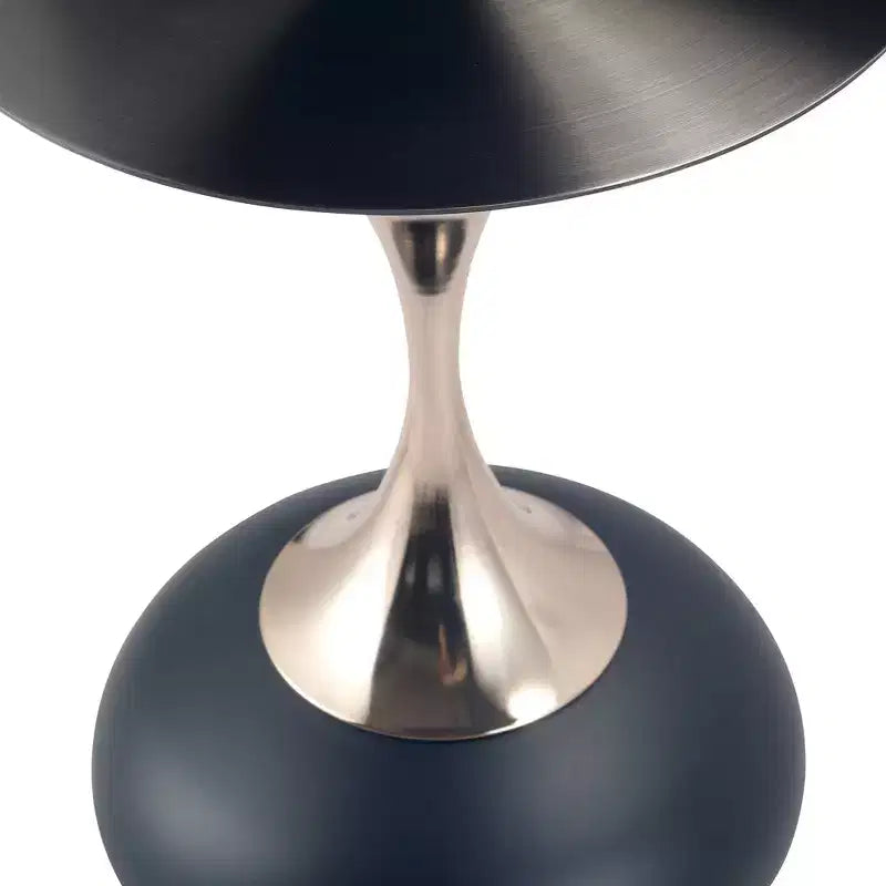 Table d'appoint LeisureMod Savoy moderne sur pied - Acier inoxydable noir