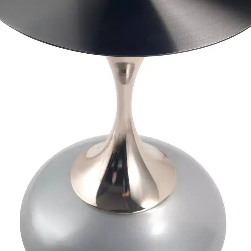 Table d'appoint LeisureMod Savoy moderne sur pied - Acier inoxydable noir
