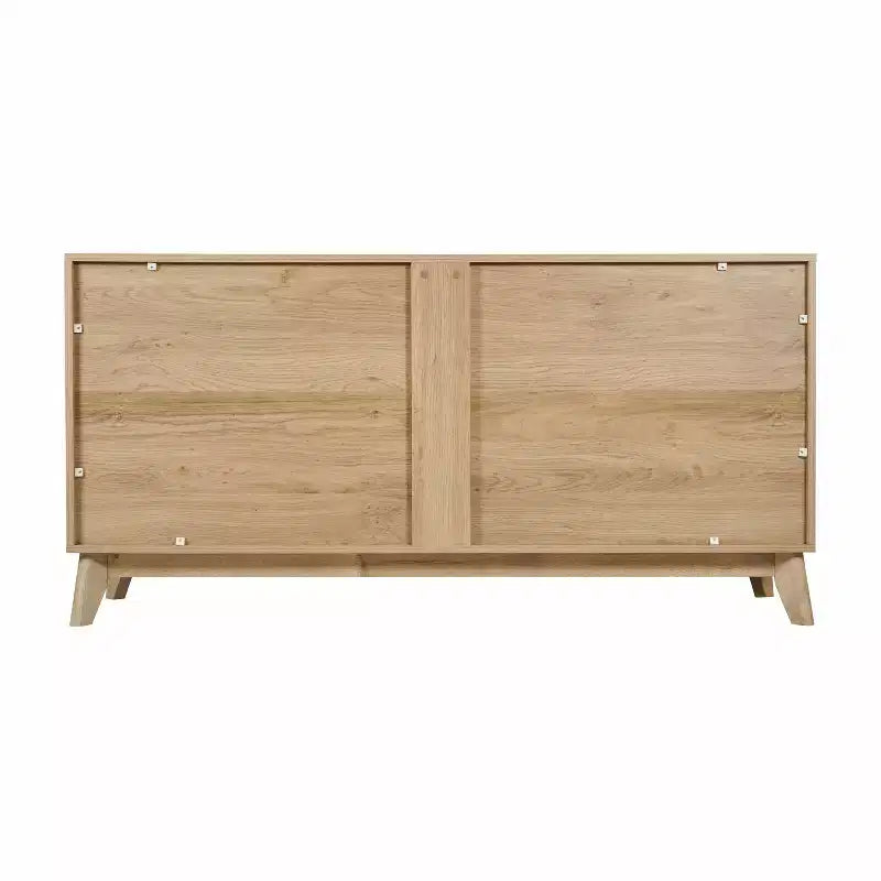 Buffet en bois moderne du milieu du siècle Emma et Oliver avec portes à fermeture douce, étagères et pieds fuselés élégants avec patins de protection de plancher