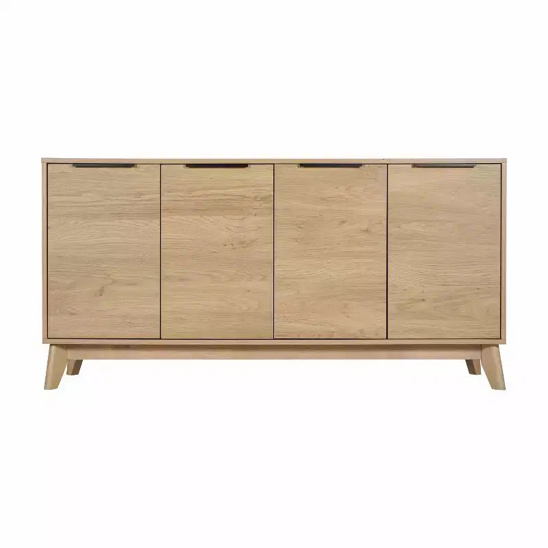 Buffet en bois moderne du milieu du siècle Emma et Oliver avec portes à fermeture douce, étagères et pieds fuselés élégants avec patins de protection de plancher