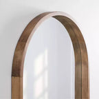 Miroir mural capsule encadré en bois Hutton 24 x 36 - Kate & Laurel All Things Decor