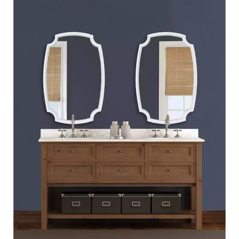 Miroir Mural Orianne Scallop 21 x 32 - Kate & Laurel All Things Decor