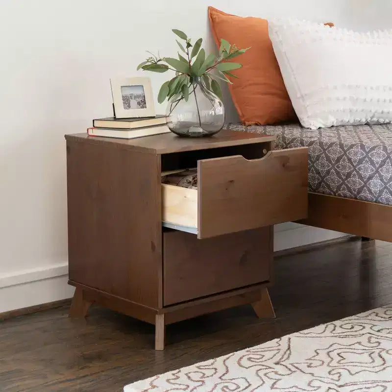 Lit plateforme jumeau et table de chevet Powell Pensy