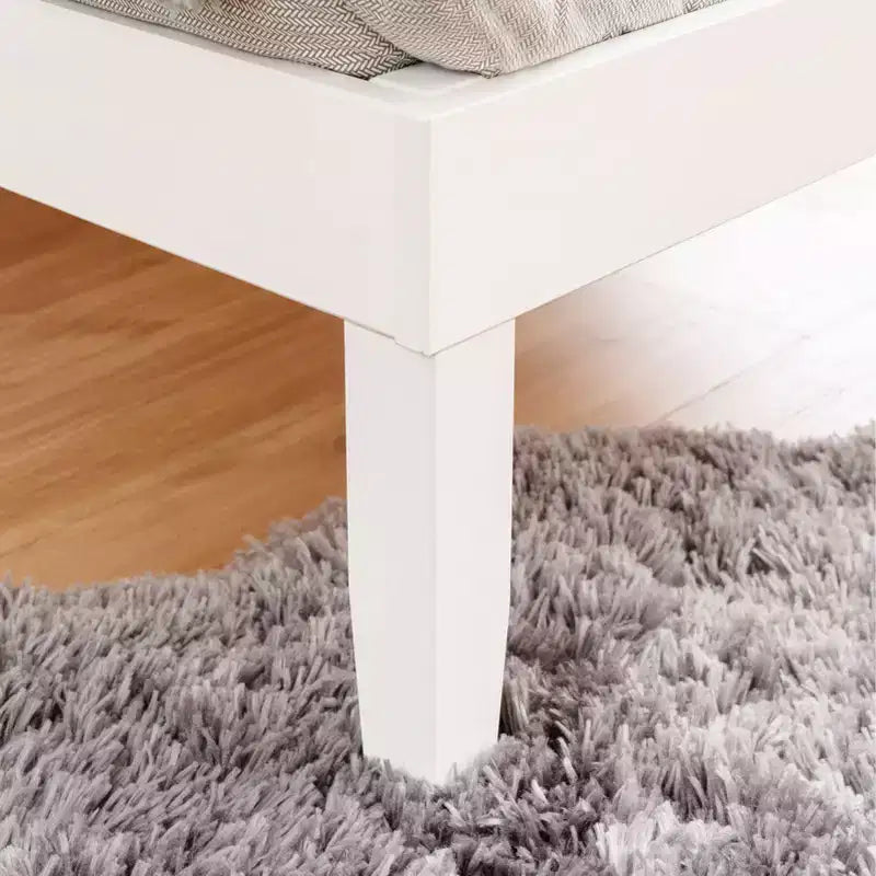 Lit plateforme jumeau et table de chevet Powell Pensy