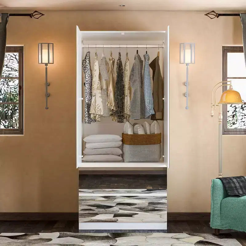 Armoire blanche Famapy avec tringle à vêtements et portes miroir