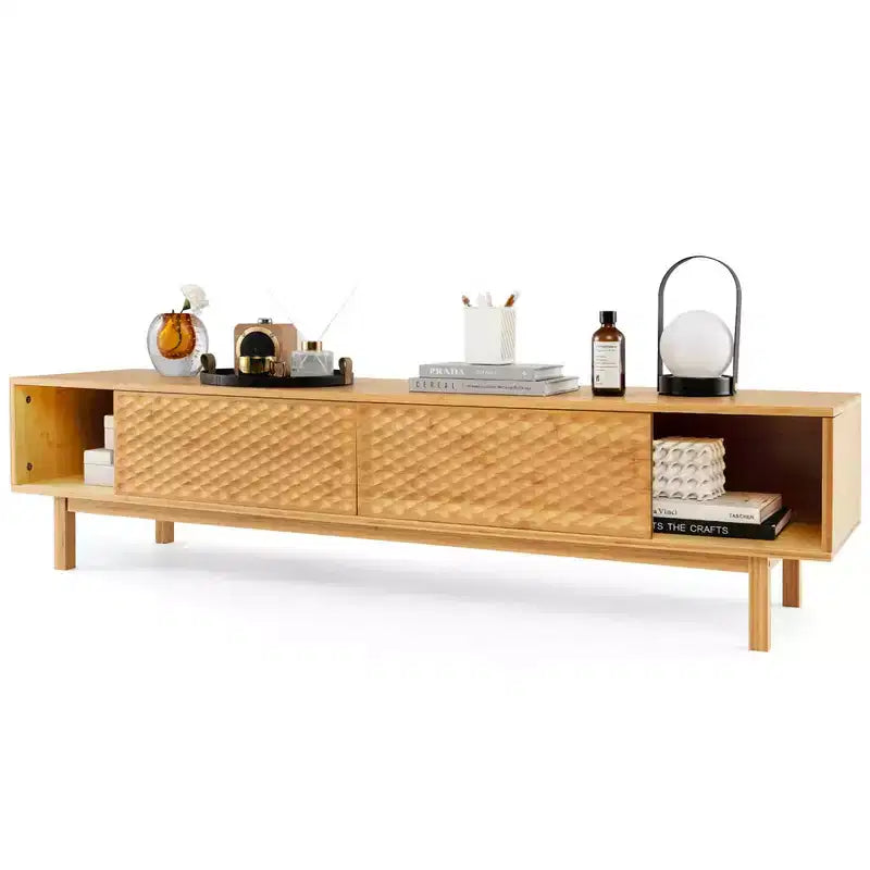Meuble TV Costway 63 en bambou avec 3 compartiments de rangement, portes coulissantes et armoire de rangement de style milieu du siècle