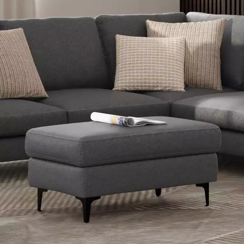 Ottoman WyndenHall Lana de style Mid-Century en tissu haute performance